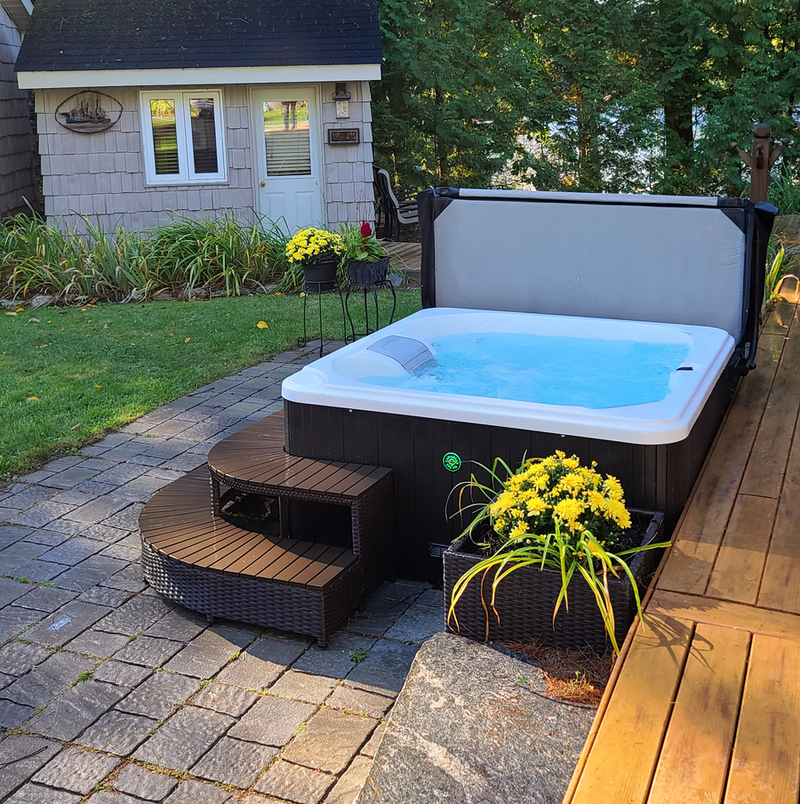 Canadian Spa Gander 4-Person 15-Jet Portable Hot Tub - KH-10099